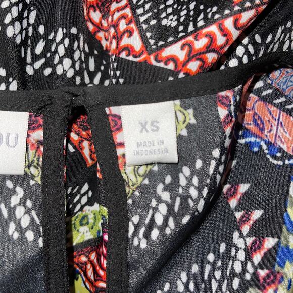 Bisou Bisou Aztec Graphic Oversized Flowy Poncho / Top - Picture 6 of 8